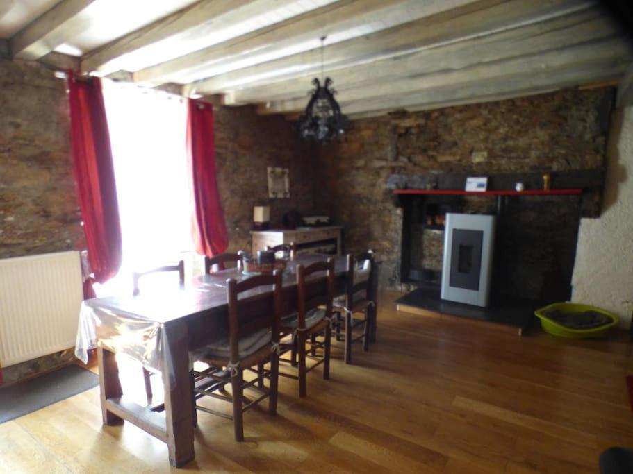 Maison Familiale Pour 8 Saint-Aventin Zewnętrze zdjęcie