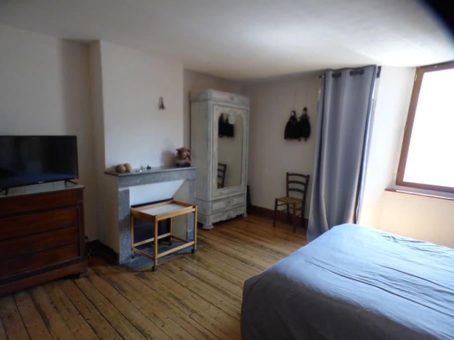 Maison Familiale Pour 8 Saint-Aventin Zewnętrze zdjęcie