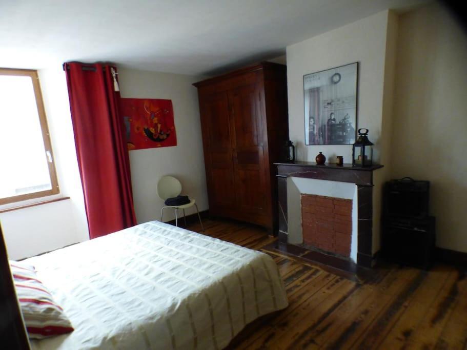 Maison Familiale Pour 8 Saint-Aventin Zewnętrze zdjęcie