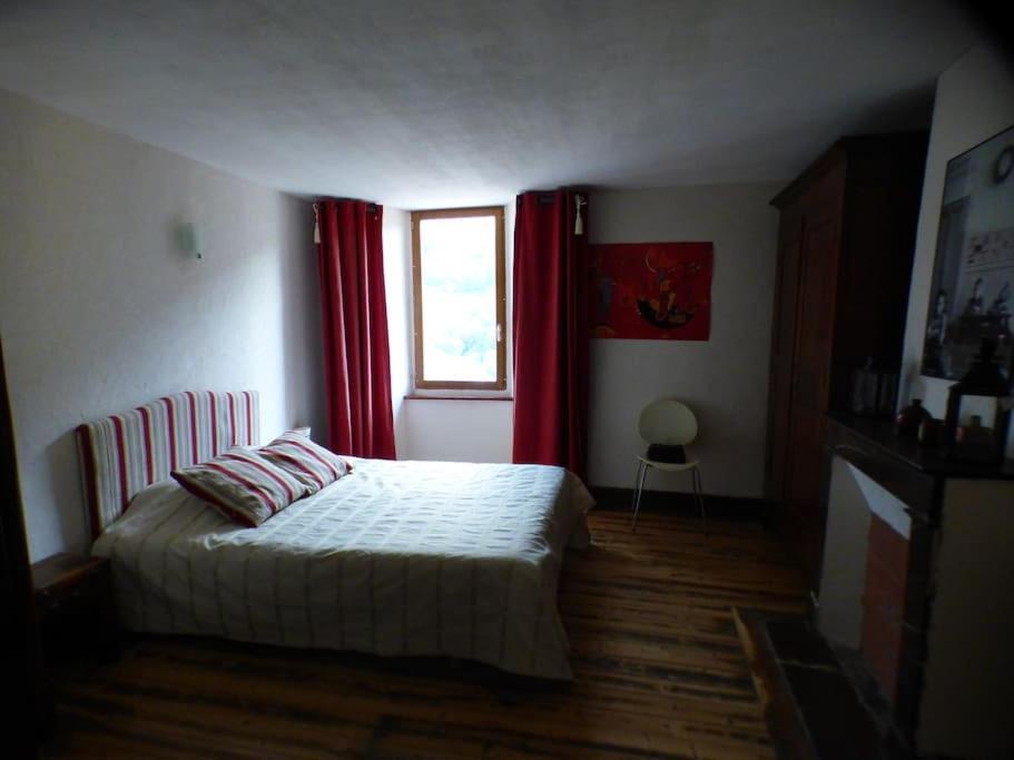 Maison Familiale Pour 8 Saint-Aventin Zewnętrze zdjęcie