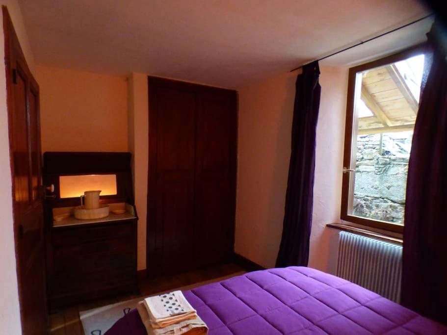Maison Familiale Pour 8 Saint-Aventin Zewnętrze zdjęcie
