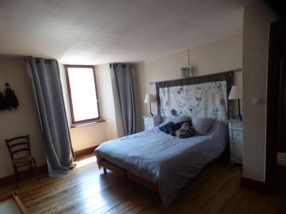Maison Familiale Pour 8 Saint-Aventin Zewnętrze zdjęcie