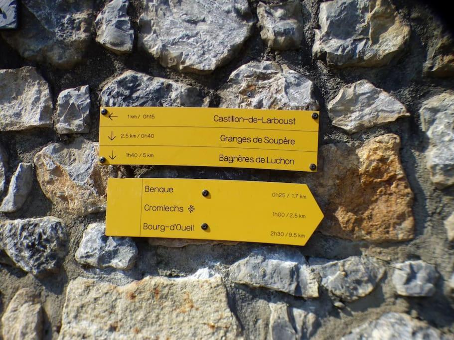 Maison Familiale Pour 8 Saint-Aventin Zewnętrze zdjęcie